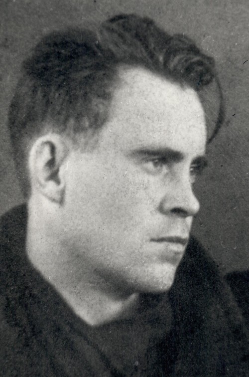 Александрович Леонид Николаевич —  художник-фронтовик, погиб во время ВОВ