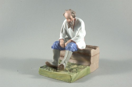 Скульптура «Мужик, сидящий на бревнах».  1880-1890