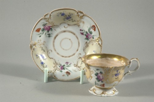 Чашка с блюдцем. 1840-е