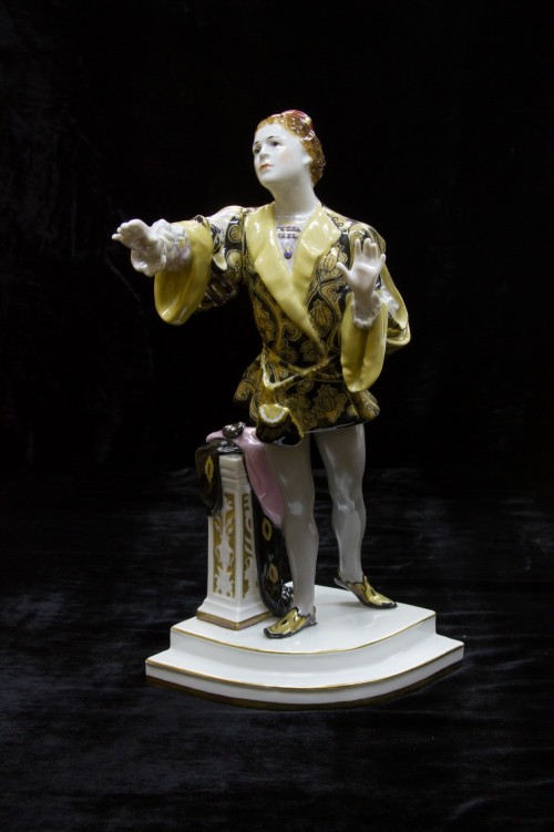Скульптура  «Артист Л.В. Собинов в роли Ромео». Модель 1910, выпуск 1951