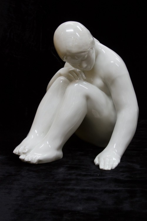 Скульптура «Утро» (Сидящая девочка). 1959