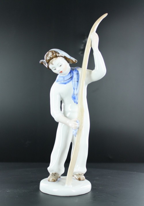 Скульптура «Лыжник». 1953-1954