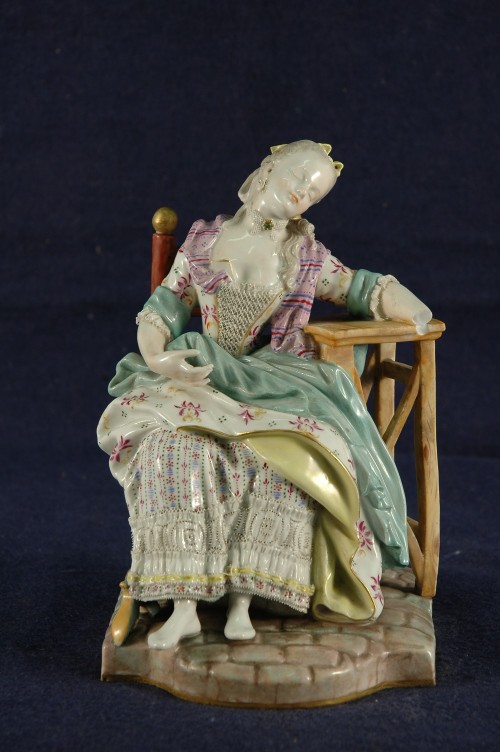 Скульптура «Дама в кресле» («Заснувшая»). 1770-е 